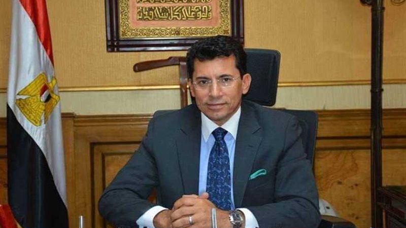 وزير الرياضة يهنئ