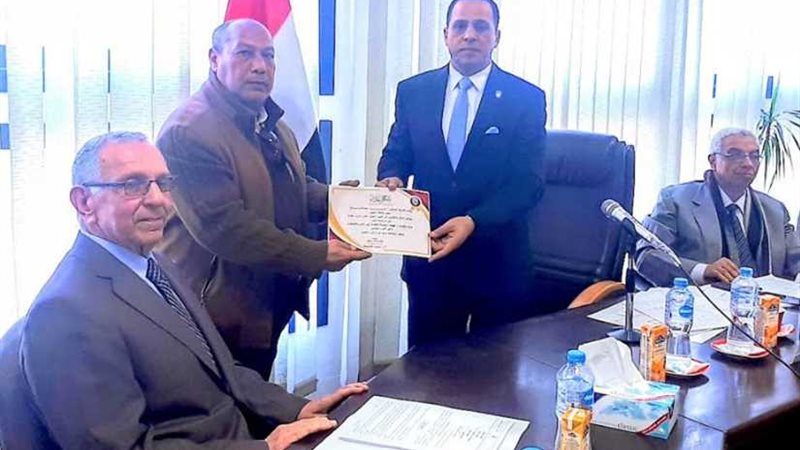 الدكتور عبيد صالح