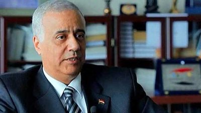 رئيس جامعة الإسكندرية يبحث مع مدير 