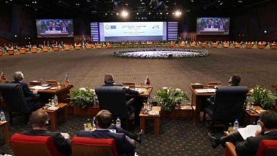 صحيفة إماراتية: القمة العربية الأوروبية بشرم الشيخ تؤكد استعادة مصر لعافيتها