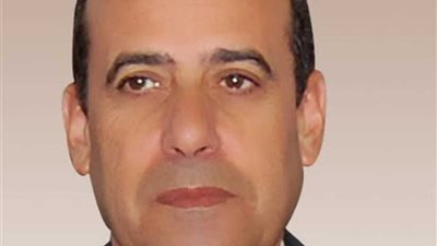 محافظ شمال سيناء يؤكد للشباب اهتمام السيسي بتعمير سيناء