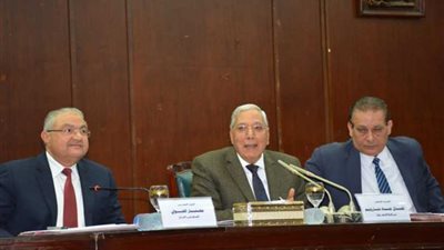 مهلة أسبوع لترخيص المحال المخالفة بالدقهلية