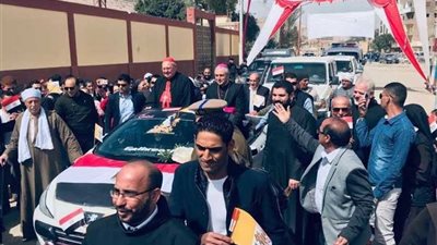 رئيس مجمع الكنائس الشرقية بروما يشارك في وضع حجر الأساس لكاتدرائية الأقباط الكاثوليك بأسيوط (صور)