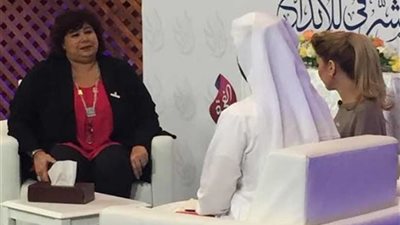 وزيرة الثقافة تشارك في حفل إعلان الفائزين بجائزة راشد بن حمد الشرقي للإبداع