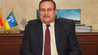 قنصوة يوجه بمتابعة تنفيذ خطة رفع كفاءة الطرق