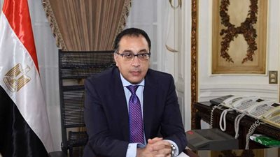 مدبولي يجتمع مع لجنة مراجعة منظومة ترفيق وتخصيص الأراضي الصناعية