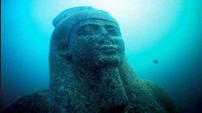 اليوم.. الآثار الغارقة بين الماضي والحاضر بصالون الأوبرا الثقافي