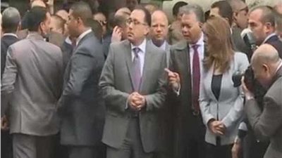 رئيس الوزراء ينعي ضحايا حادث محطة مصر ويتمنى الشفاء للمصابين