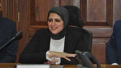 وزيرة الصحة 2000 كيس دم بمعهد ناصر ودار الشفاء لإنقاذ مصابي حادث القطار