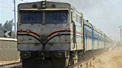 مصرع شخص وإصابة 6 آخرين في حادث تصادم قطار بمطروح