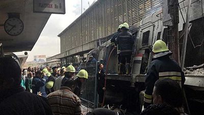 مجلس جامعة العريش يقف دقيقة حدادا على أرواح ضحايا حادث محطة مصر