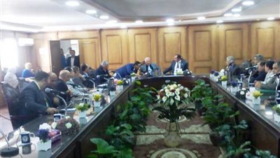 مجلس جامعة العريش يكرم عضو مجلس النواب