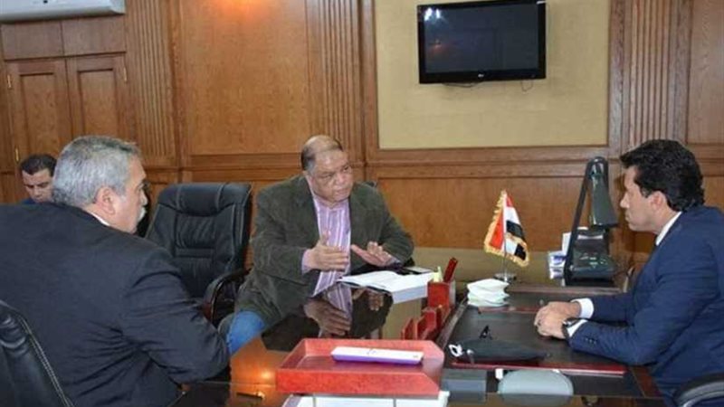 صبحي يستقبل أعضاء