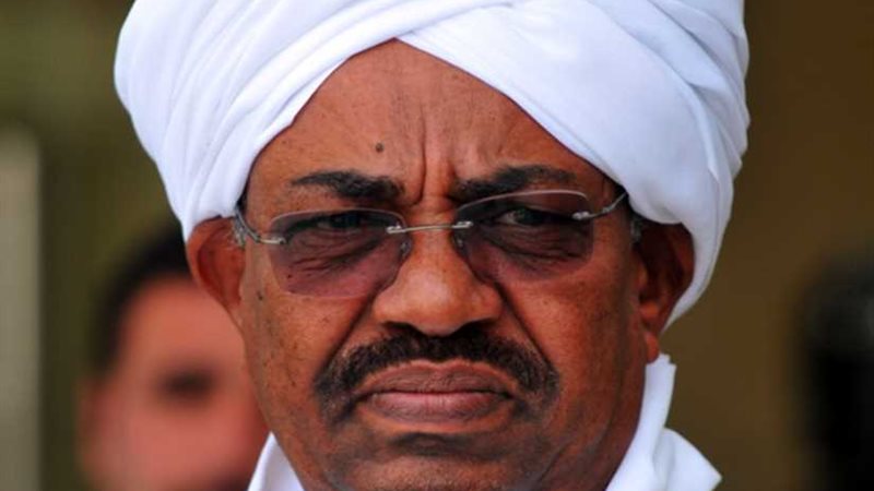 البشير يبحث مع نائبه