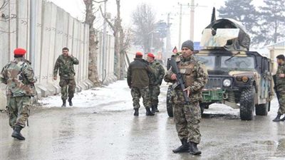 مصرع 9 مسلحين في هجوم على قاعدة عسكرية في إقليم 