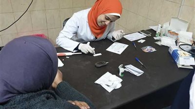 توافد مواطني الغربية لليوم الثاني على 