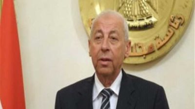 محافظ أسوان ونائب وزيرة التخطيط يتفقدان عددا من المواقع الخدمية في أسوان