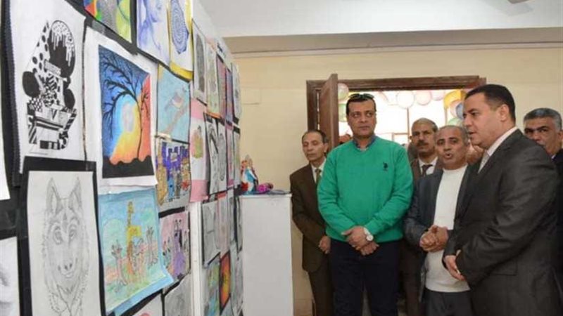 معرض بكلية الفنون