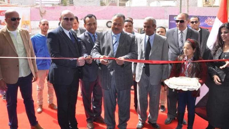 افتتاح معرض دكاكين