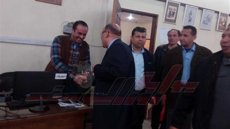 رشاد: الصحافة تواجهة