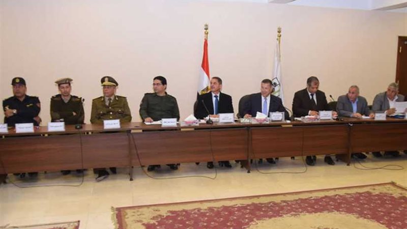 التعديات والخبز ومغذيات