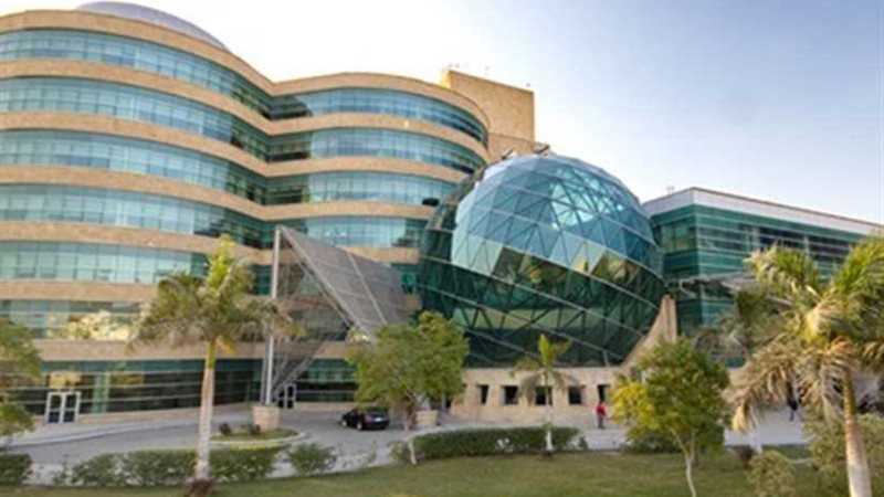 33 دولة تشارك في