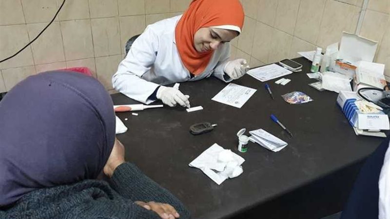 توافد مواطني الغربية