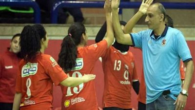 سيدات يد الأهلي يفوز على المعادي ويحافظ على صدارة الدوري