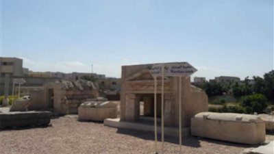 ترميم مقبرتي الورديان بمنطقة آثار كوم الشقافة