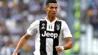 رونالدو يقود تشكيل يوفنتوس أمام نابولي