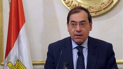 الملا يؤكد حرص قطاع البترول على توطيد التعاون مع المؤسسات العلمية والأكاديمية