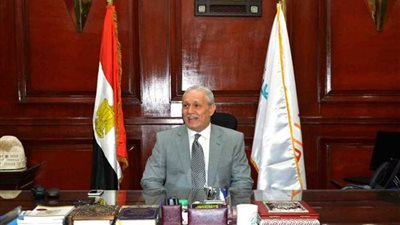 محافظ الأقصر يبحث مشاكل المنطقة الصناعية والعمل على حلها