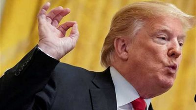 ترامب يمدد العقوبات المفروضة على روسيا على خلفية الأزمة الأوكرانية