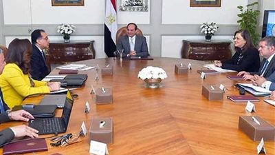نشرة 24.. الرئيس السيسي يتابع الموقف التنفيذي لمدينة الأثاث ويوجه بمساعدة الفئات الأكثر احتياجا ‬