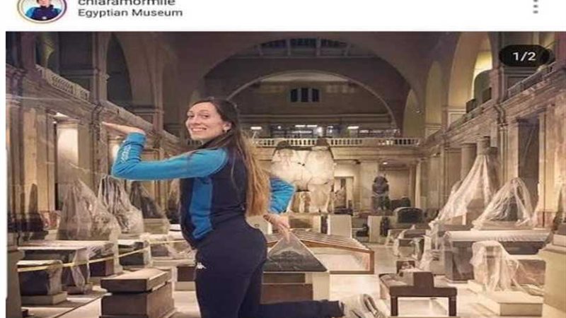 نجوم العالم بالسلاح