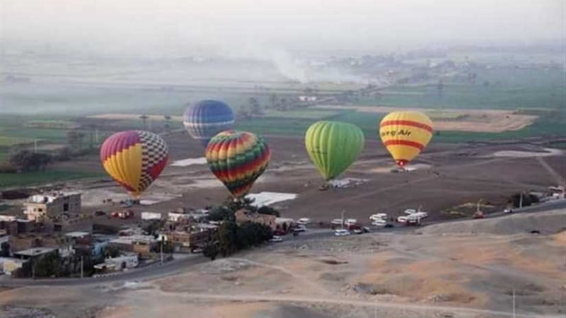 سماء الأقصر تشهد