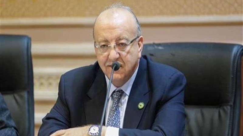 والي يطالب 5 وزارات