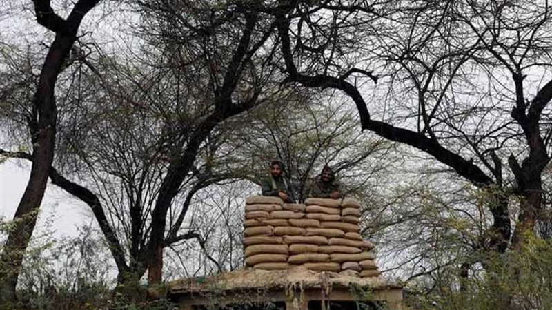 باكستان والهند تخففان