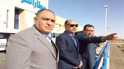 وزير الطيران المدني يتفقد مطار أسوان الدولي لمتابعة استعدادات لملتقى الشباب العربي الإفريقي