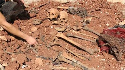 الدفاع الروسية: العثور على 300 مقبرة جديدة بالقرب من مخيم الركبان السورية