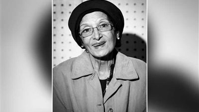 وزيرة الثقافة تنعى نادية عبد العزيز مدرب كورال تنمية مواهب الأوبرا