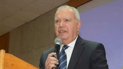 العرابي: الانتهاء من طريق” الإسكندرية- كيب تاون“ خلال 3 سنوات