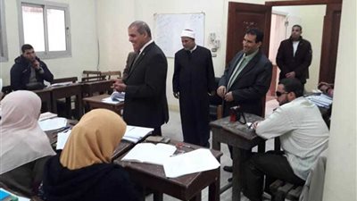 المحرصاوي يتابع العملية التعليمية بكلية الدراسات العليا