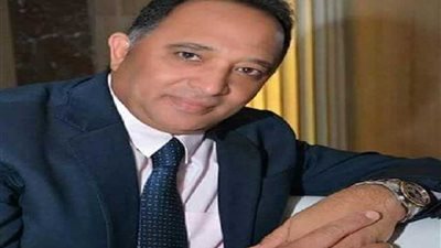 المخرج حسني صالح ينتهي من معاينة أماكن تصوير 