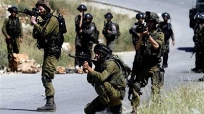 إصابة 4 فلسطينيين برصاص الاحتلال الإسرائيلي بقطاع غزة