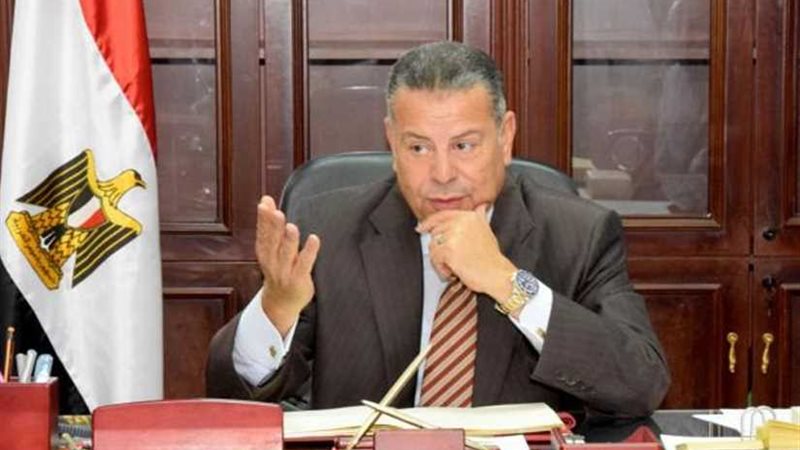 التحقيق مع معلمة