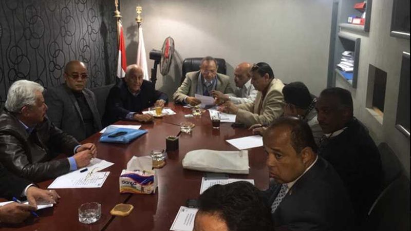 الحركة الوطنية يناقش