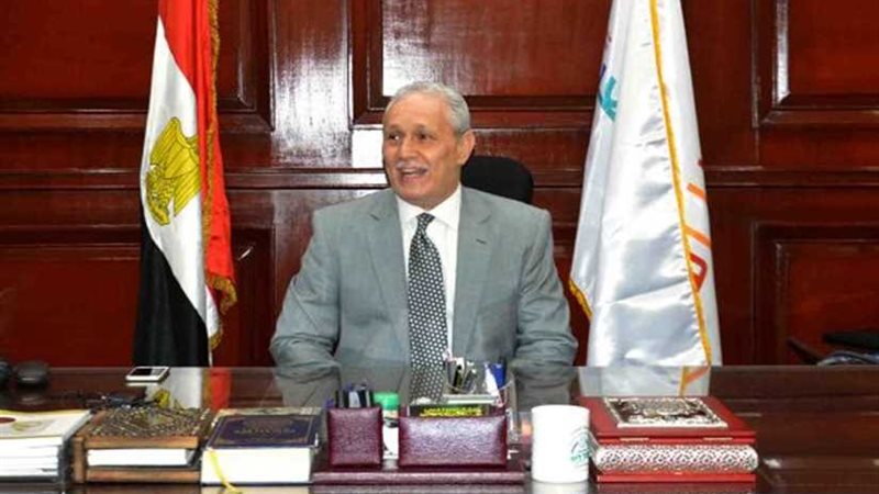 محافظ الأقصر يبحث