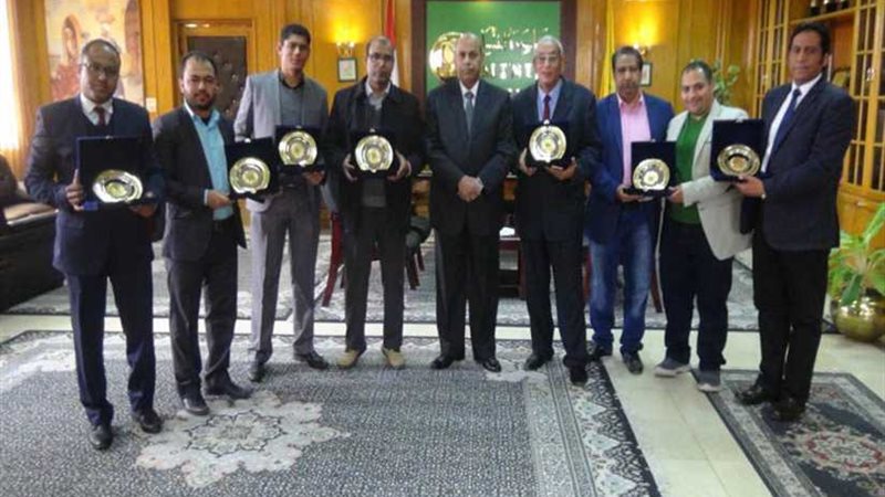 دعبد النبي يكرم أعضاء