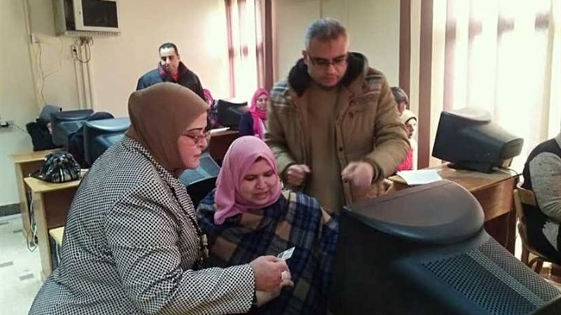 600 مرشح يؤدون الاختبارات